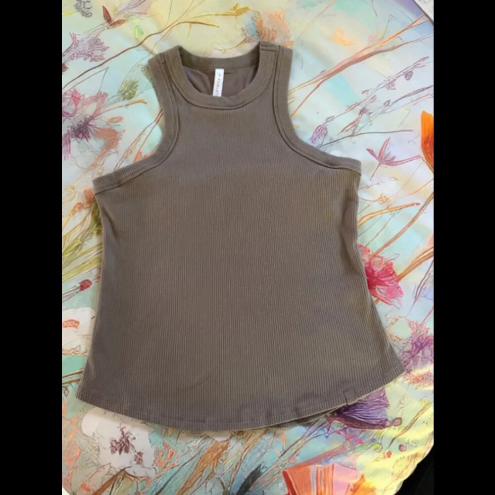 Fabletics High Neck Rib Built-In Bra Tank Desert Shadows Size Extra Large - Picture 5 of 11